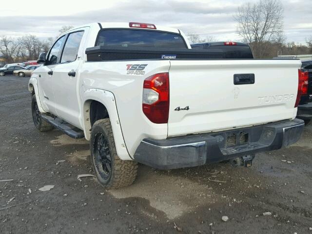 5TFDW5F10GX502750 - 2016 TOYOTA TUNDRA CRE WHITE photo 3