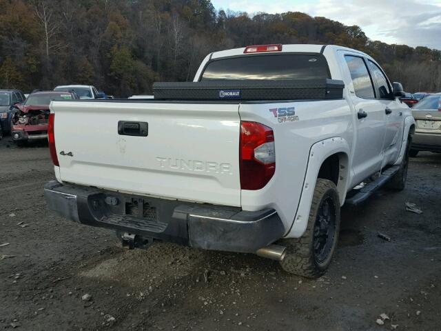 5TFDW5F10GX502750 - 2016 TOYOTA TUNDRA CRE WHITE photo 4