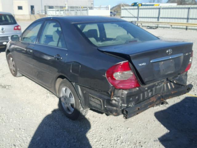 4T1BE32K14U911216 - 2004 TOYOTA CAMRY LE GRAY photo 3