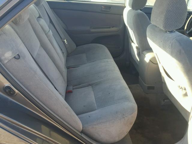 4T1BE32K14U911216 - 2004 TOYOTA CAMRY LE 灰色 照片 6