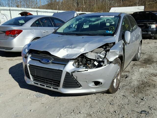 1FADP3F26DL324250 - 2013 FORD FOCUS SE SILVER photo 2