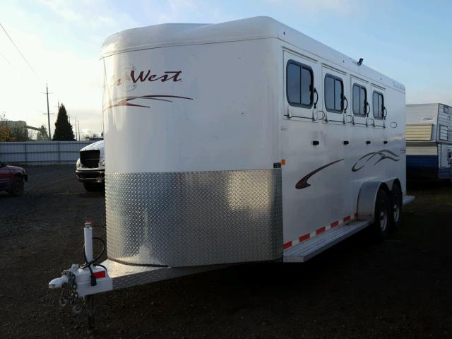 49SB72428JP070701 - 2018 UTILITY TRAILER WHITE photo 2