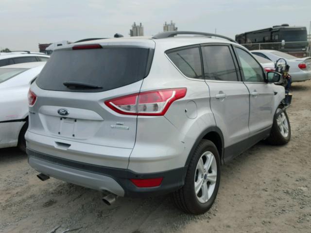 1FMCU0GX3FUC89148 - 2015 FORD ESCAPE SE SILVER photo 4