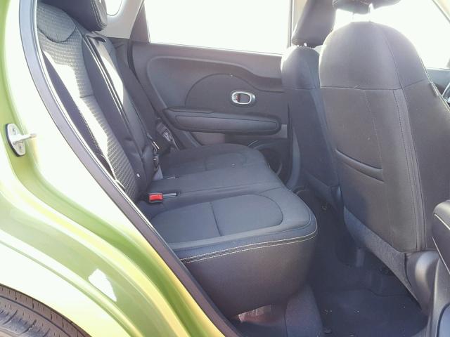 KNDJP3A54F7759018 - 2015 KIA SOUL + GREEN photo 6