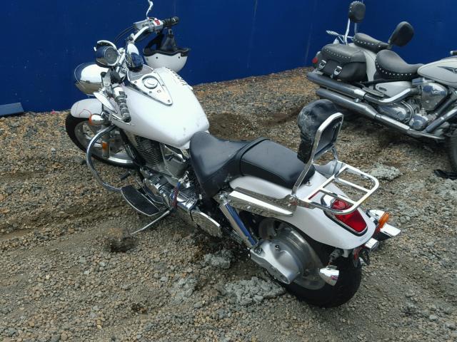 1HFSC55087A306590 - 2007 HONDA VTX1300 C TWO TONE photo 3