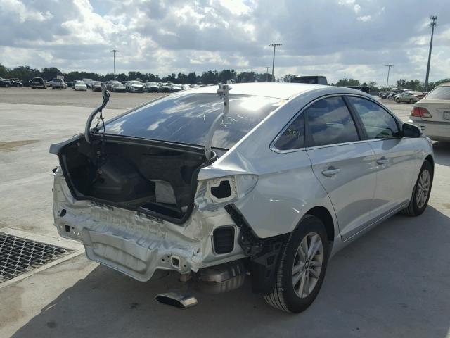 5NPE24AF9FH259365 - 2015 HYUNDAI SONATA SE SILVER photo 4