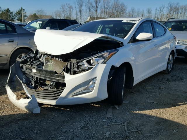 5NPDH4AE0FH620242 - 2015 HYUNDAI ELANTRA SE WHITE photo 2