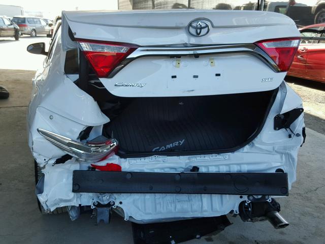 4T1BF1FK0HU774917 - 2017 TOYOTA CAMRY LE WHITE photo 9