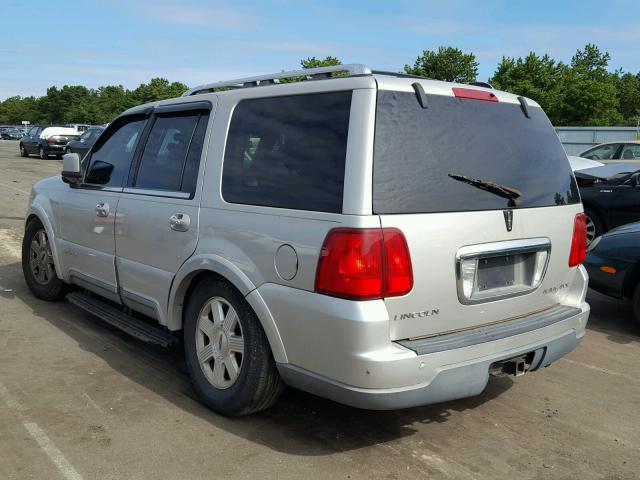 5LMFU28R53LJ09319 - 2003 LINCOLN NAVIGATOR Srebrny zdjęcie 3