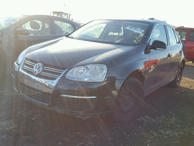 3VWEF71K87M074137 - 2007 VOLKSWAGEN JETTA WOLF BLACK photo 2