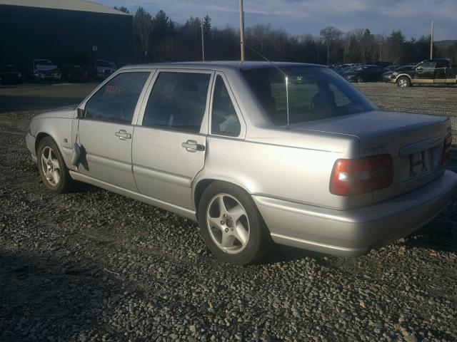 YV1LS61J3Y2635810 - 2000 VOLVO S70 BASE SILVER photo 3