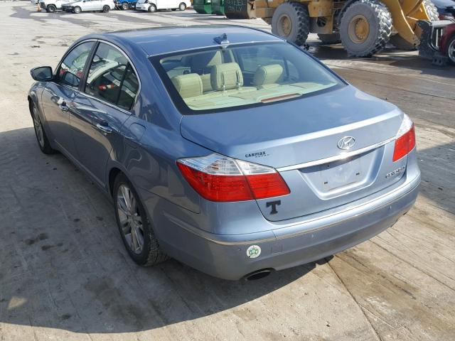 KMHGC4DF0AU111052 - 2010 HYUNDAI GENESIS 4. BLUE photo 3