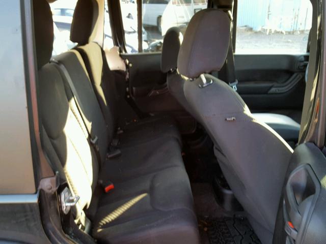 1C4HJWDGXEL207480 - 2014 JEEP WRANGLER U BLACK photo 6