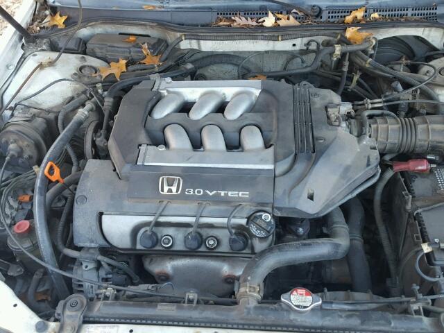 1HGCG1650WA069549 - 1998 HONDA ACCORD EX WHITE photo 7