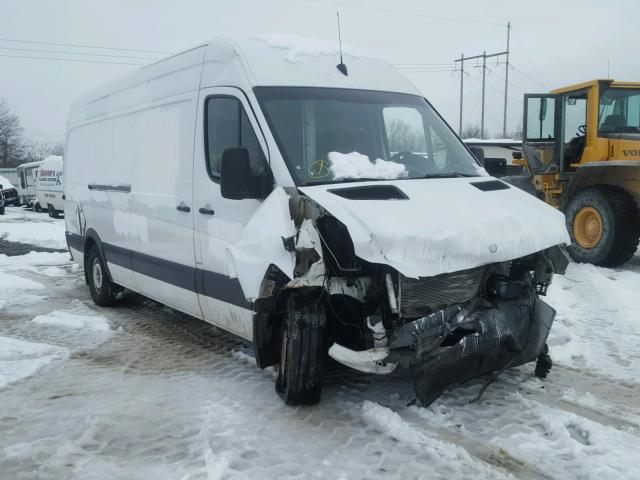 WD3PE8CBXB5581891 - 2011 MERCEDES-BENZ SPRINTER 2 WHITE photo 1