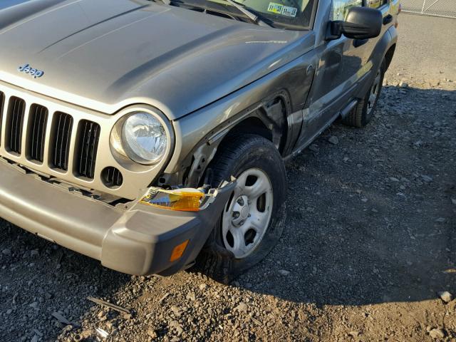 1J4GL48K27W536744 - 2007 JEEP LIBERTY SP GRAY photo 9