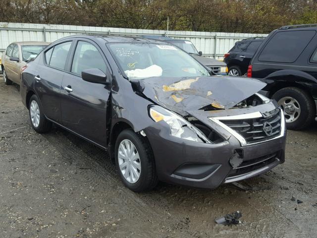 3N1CN7AP4FL818798 - 2015 NISSAN VERSA S GRAY photo 1