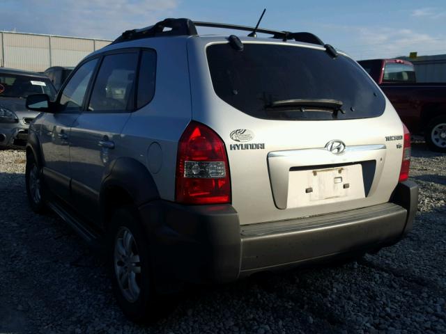 KM8JN12D58U805293 - 2008 HYUNDAI TUCSON SE GRAY photo 3