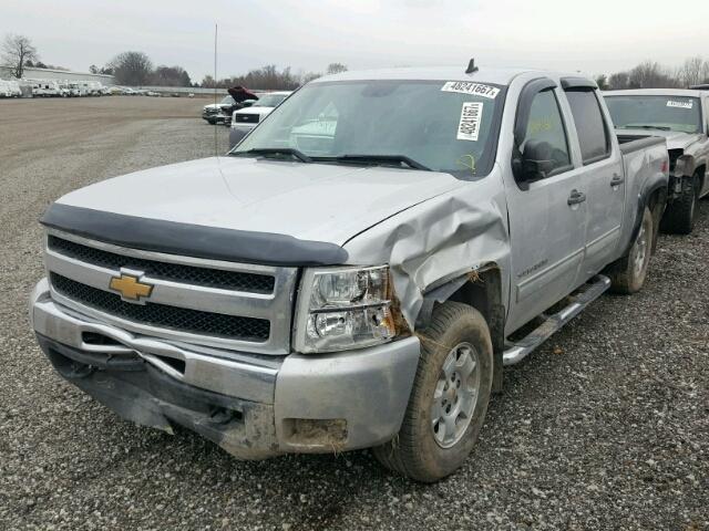 3GCRKSE31AG170218 - 2010 CHEVROLET SILVERADO SILVER photo 2