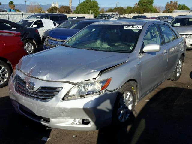 JTNBB46K383046611 - 2008 TOYOTA CAMRY HYBR SILVER photo 2