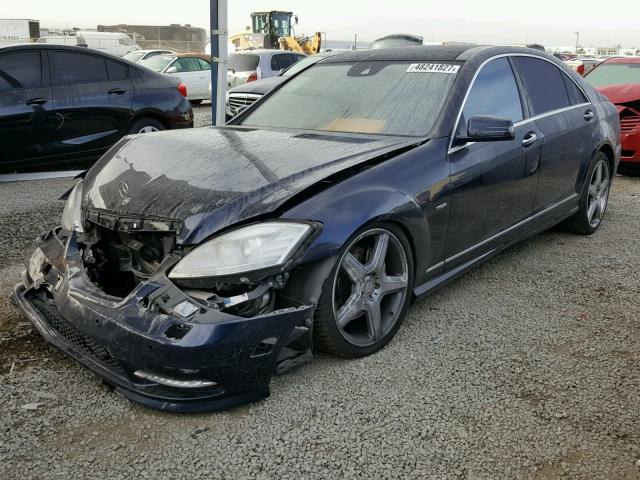 WDDNG7DB3CA462823 - 2012 MERCEDES-BENZ S 550 BLUE photo 2