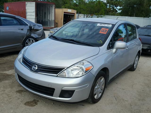 3N1BC1CP7CK218791 - 2012 NISSAN VERSA S GRAY photo 2