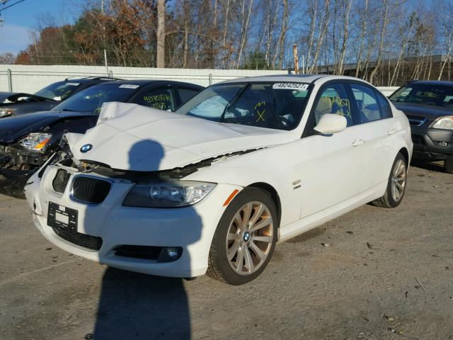 WBAPK5C54BA662610 - 2011 BMW 328 XI SUL WHITE photo 2