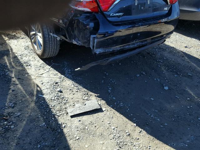 4T1BF1FK8FU942025 - 2015 TOYOTA CAMRY LE 黑色 照片 9