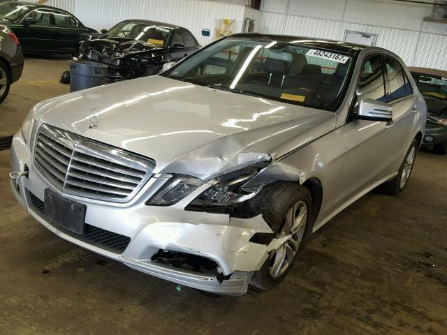 WDDHF8HB6AA129075 - 2010 MERCEDES-BENZ E 350 4MAT SILVER photo 2