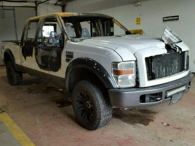 1FTSW21R58EB92904 - 2008 FORD F250 SUPER WHITE photo 1