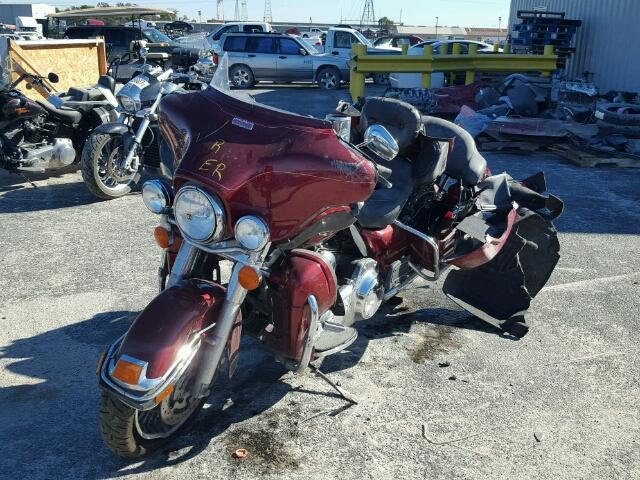 1HD1FC415AB664113 - 2010 HARLEY-DAVIDSON FLHTCU MAROON photo 2