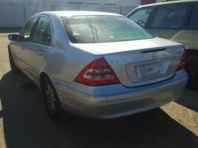 WDBRF81JX3F386468 - 2003 MERCEDES-BENZ C 240 4MAT SILVER photo 3
