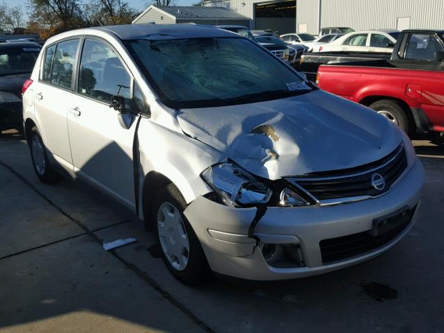 3N1BC1CP9BL388370 - 2011 NISSAN VERSA S SILVER photo 1