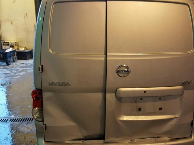 3N6CM0KN8GK698383 - 2016 NISSAN NV200 2.5S SILVER photo 9