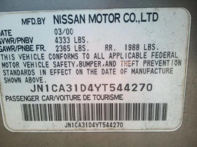 JN1CA31D4YT544270 - 2000 NISSAN MAXIMA GLE GOLD photo 10