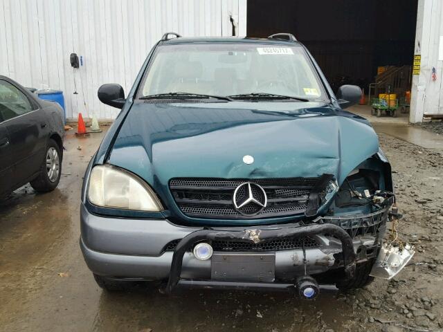 4JGAB54E1WA001111 - 1998 MERCEDES-BENZ ML 320 GREEN photo 9