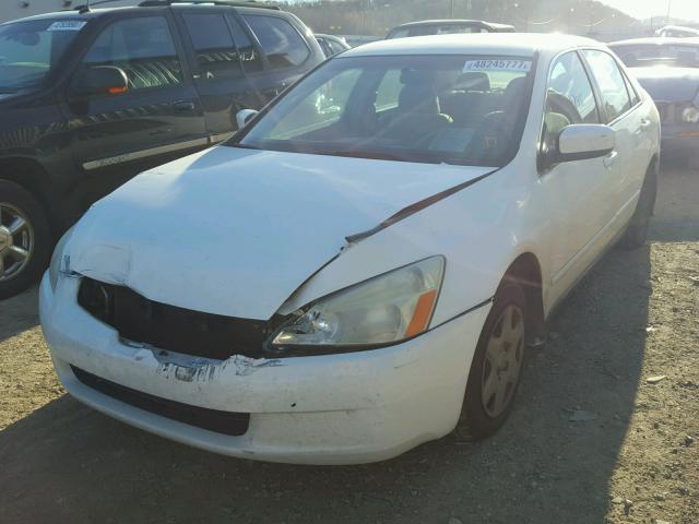 1HGCM56425A195580 - 2005 HONDA ACCORD LX WHITE photo 2