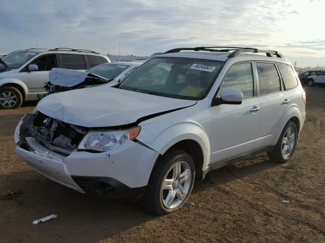 JF2SH63669G701667 - 2009 SUBARU FORESTER 2 WHITE photo 2