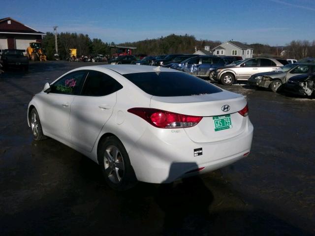 5NPDH4AE7CH105198 - 2012 HYUNDAI ELANTRA GL WHITE photo 3