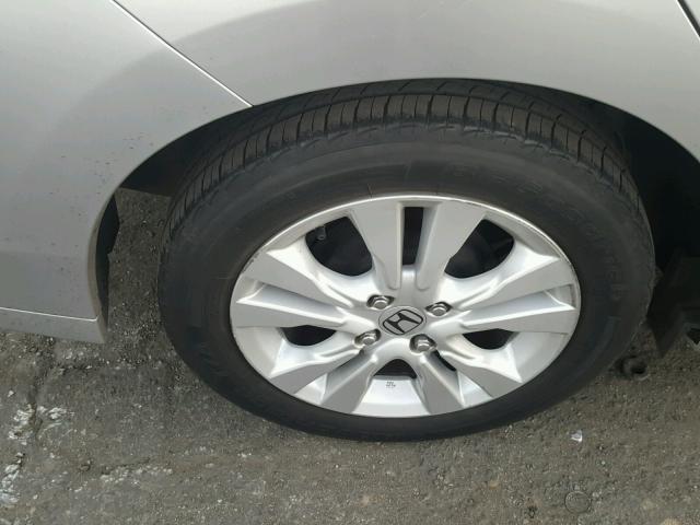 JHMZE2H72CS002717 - 2012 HONDA INSIGHT EX SILVER photo 9