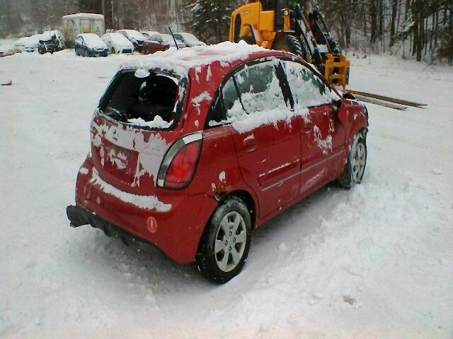 KNADH5A38A6647919 - 2010 KIA RIO LX RED photo 4