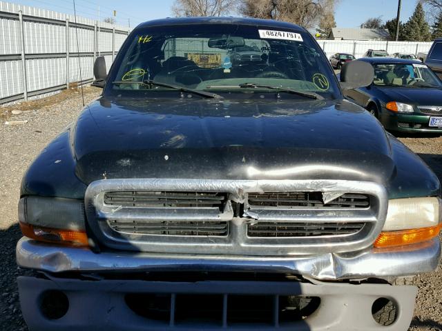 1B7GG2AN7YS777601 - 2000 DODGE DAKOTA QUA GREEN photo 9