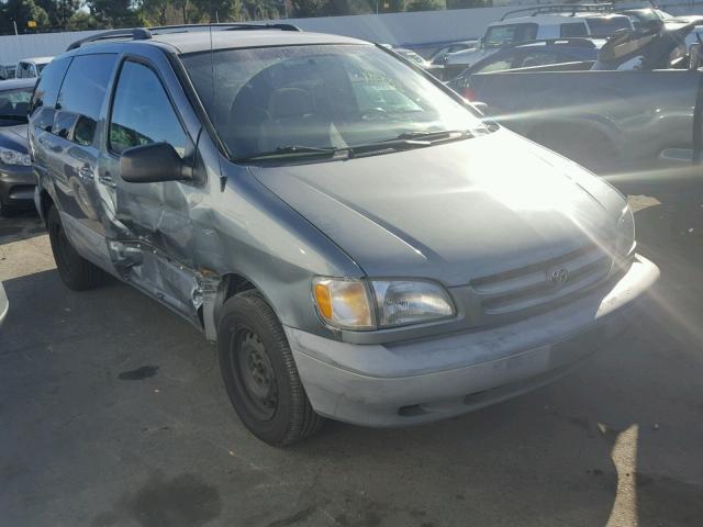 4T3ZF13C2WU025214 - 1998 TOYOTA SIENNA LE GRAY photo 1