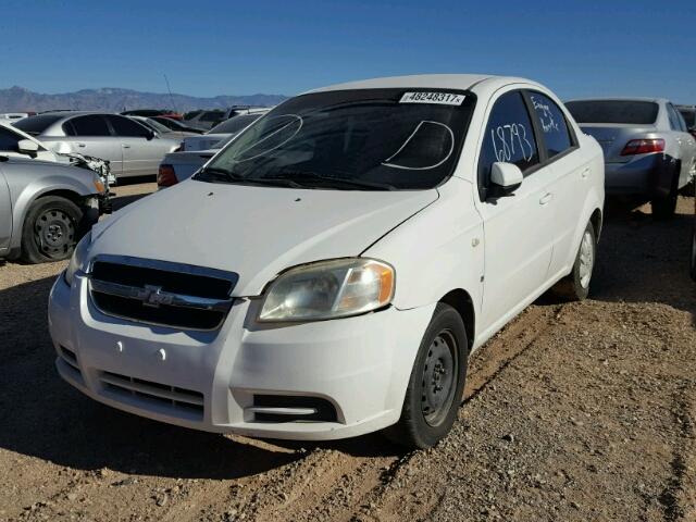 KL1TD56677B127795 - 2007 CHEVROLET AVEO BASE WHITE photo 2