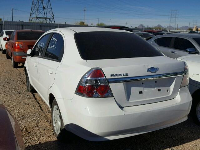 KL1TD56677B127795 - 2007 CHEVROLET AVEO BASE WHITE photo 3