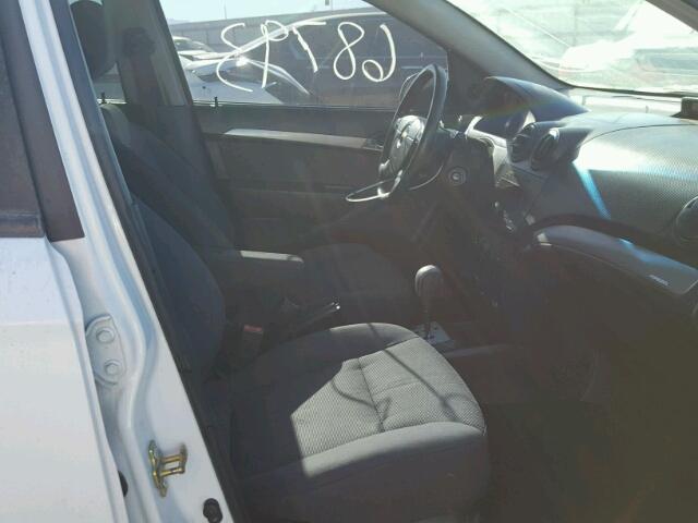 KL1TD56677B127795 - 2007 CHEVROLET AVEO BASE WHITE photo 5