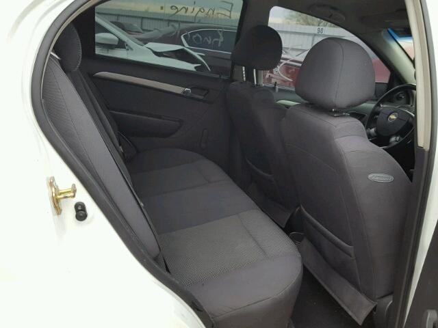 KL1TD56677B127795 - 2007 CHEVROLET AVEO BASE WHITE photo 6