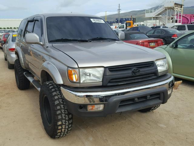 JT3GN86R520242665 - 2002 TOYOTA 4RUNNER SR GRAY photo 1