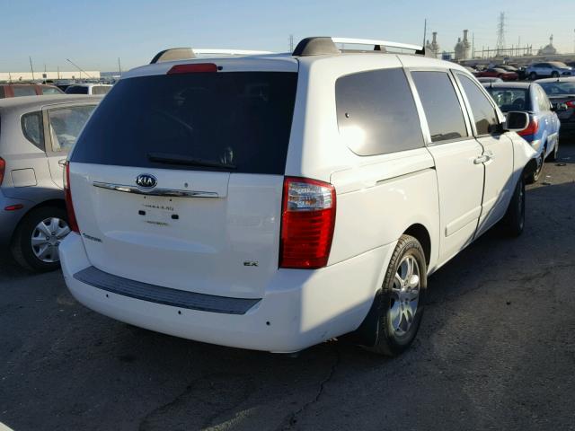 KNDMB233266017286 - 2006 KIA SEDONA EX WHITE photo 4