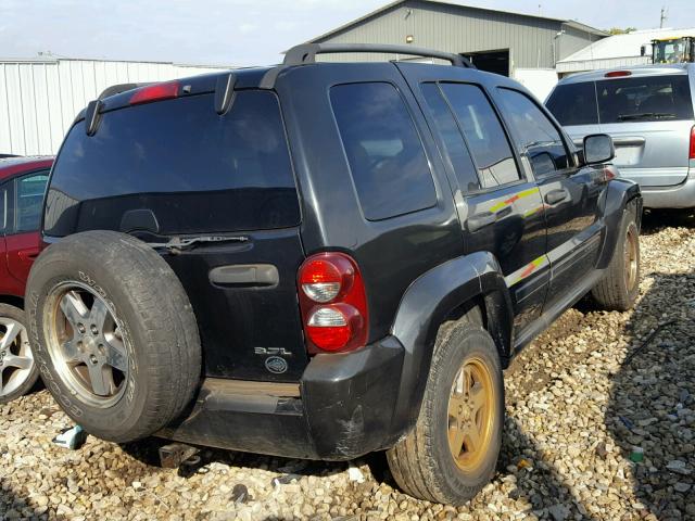1J4GL38KX5W667136 - 2005 JEEP LIBERTY RE BLACK photo 4